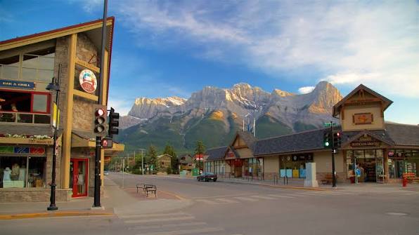 Canmore housing square